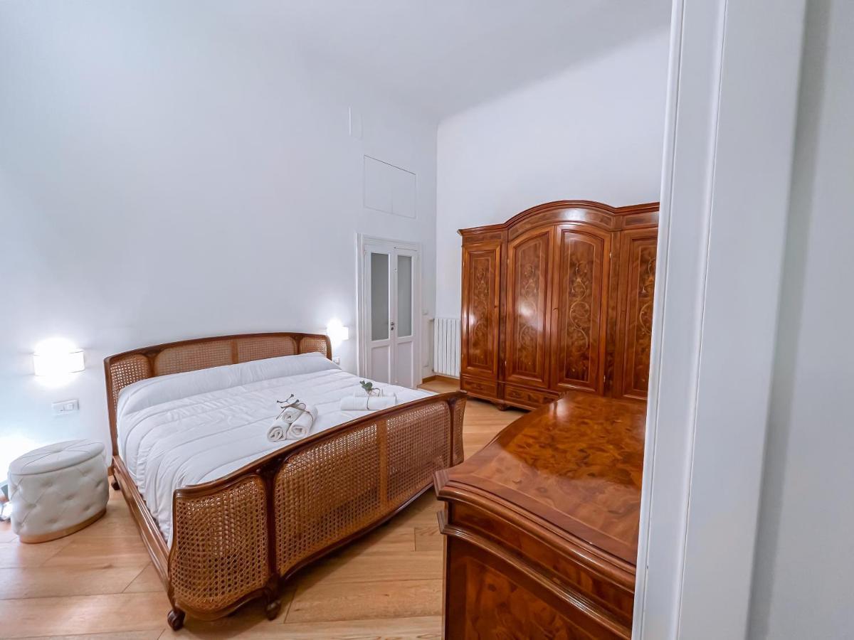 Luxury Bnb Dedeo Apartment Bari Ngoại thất bức ảnh