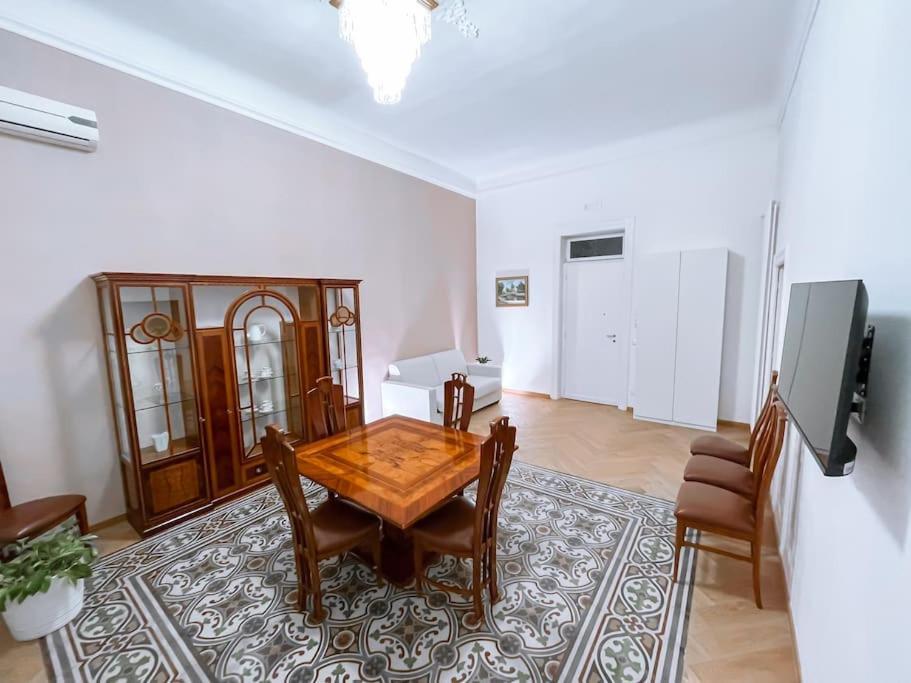 Luxury Bnb Dedeo Apartment Bari Ngoại thất bức ảnh