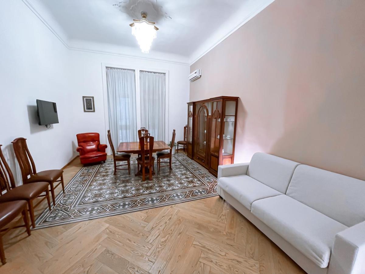 Luxury Bnb Dedeo Apartment Bari Ngoại thất bức ảnh